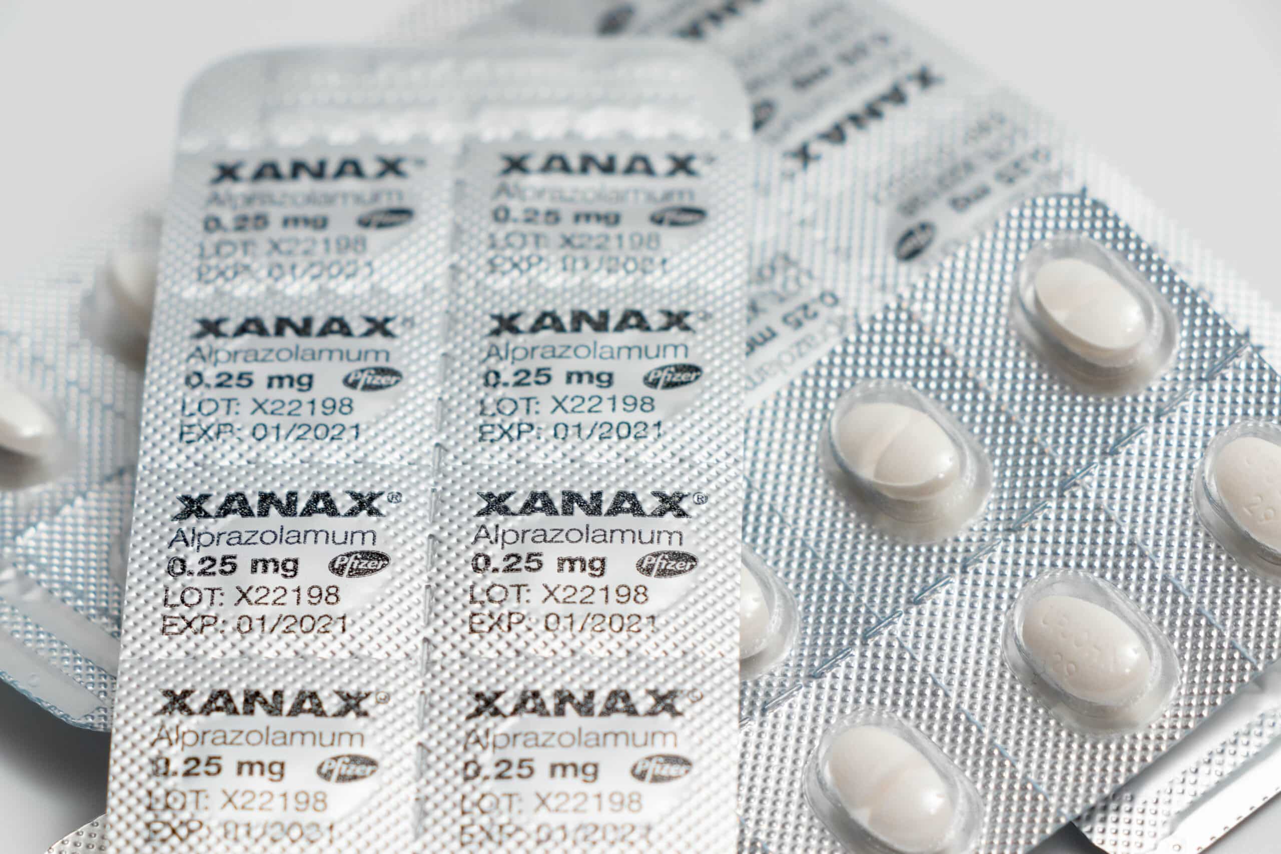  Xanax pills anxiolytic anti-depressant medication therapy drugs